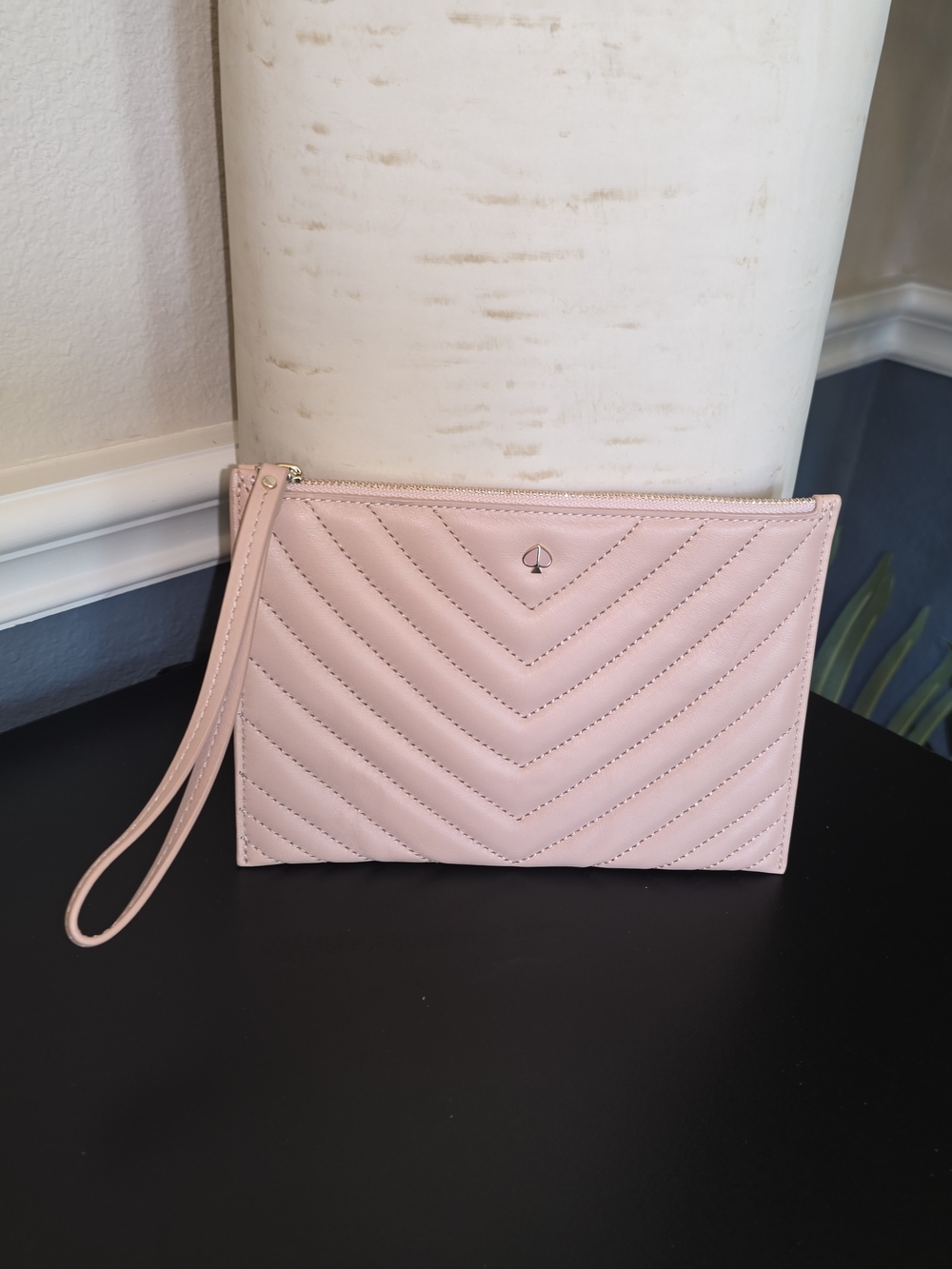 kate spade blush pink chevron quilted wristlet clutch